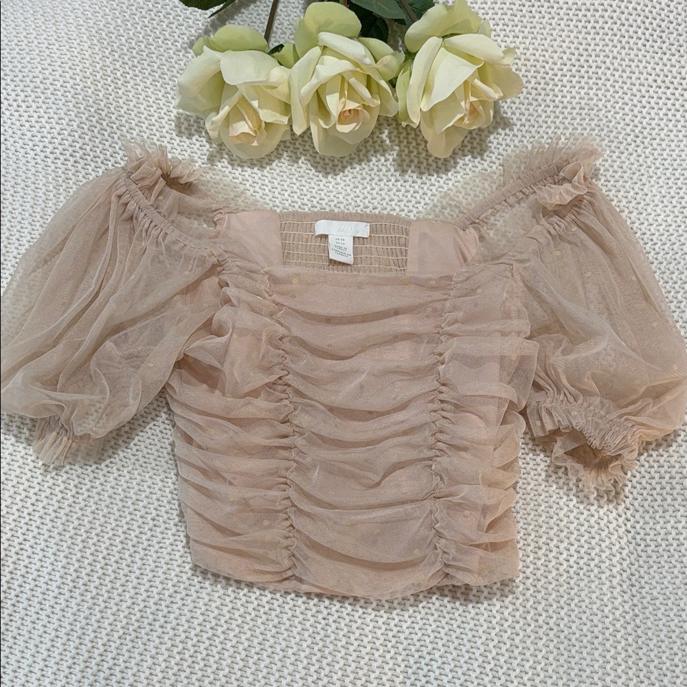 H&M Beige Ruched Puff Sleeve Blouse